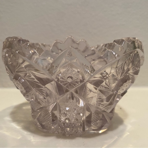 Antique American Cut Glass Bowl - Picture 4 of 10